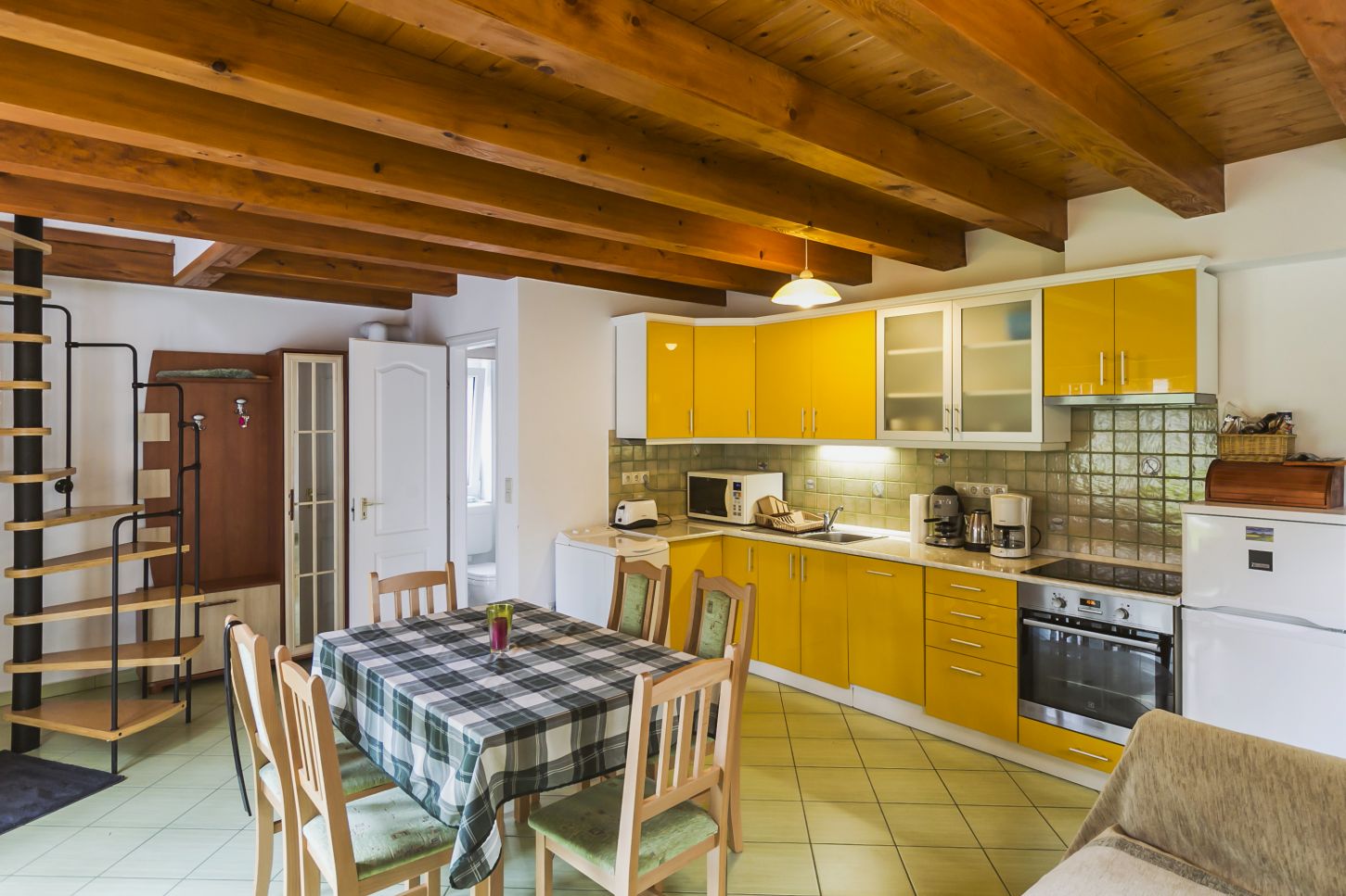 Kormorán apartmanház - Hátsó