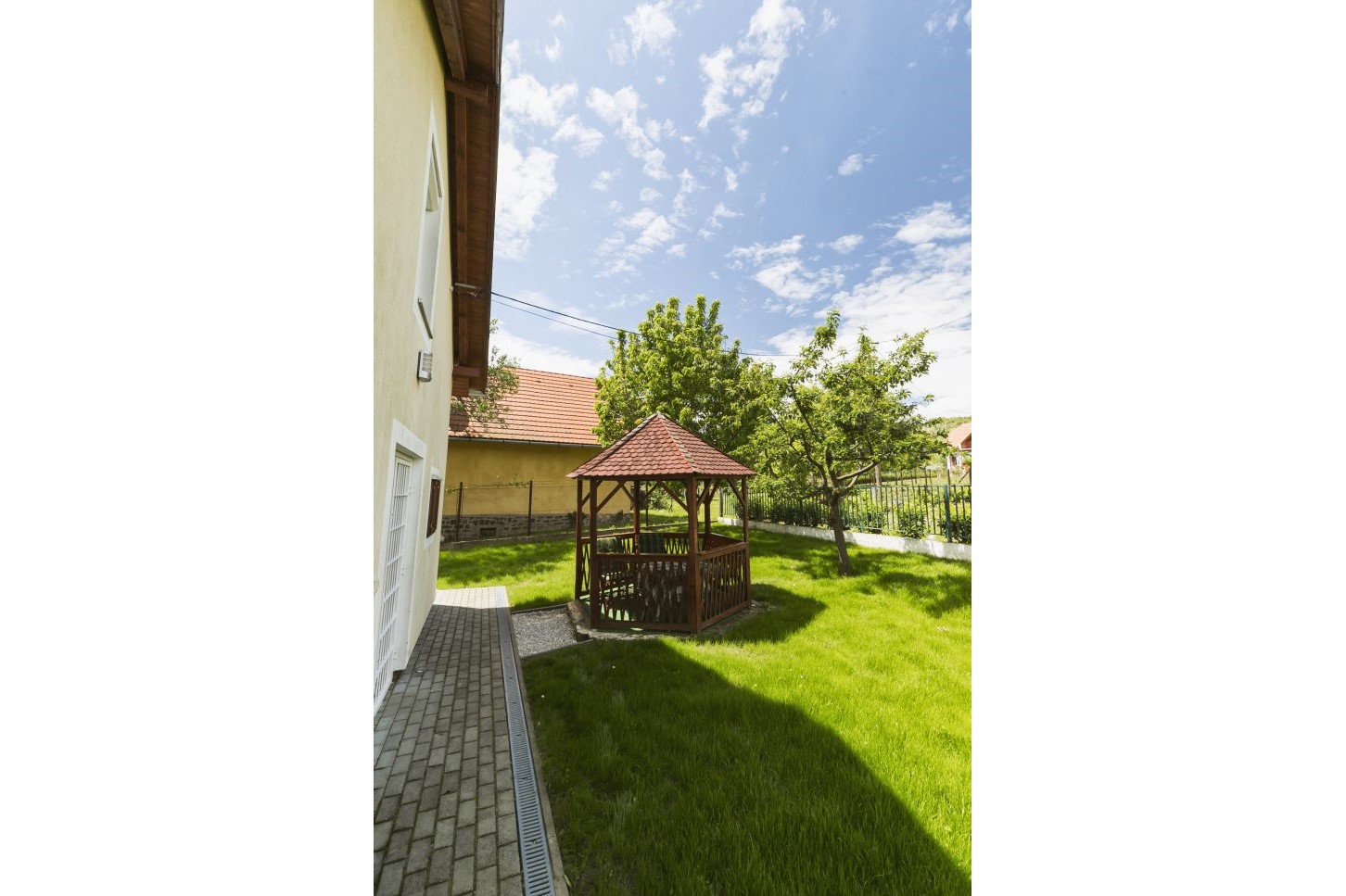 Kormorán apartmanház - Hátsó