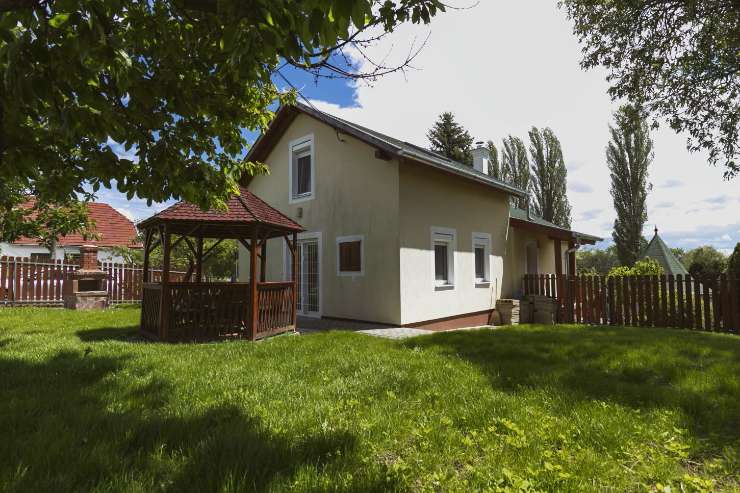 Kormorán apartmanház - Hátsó